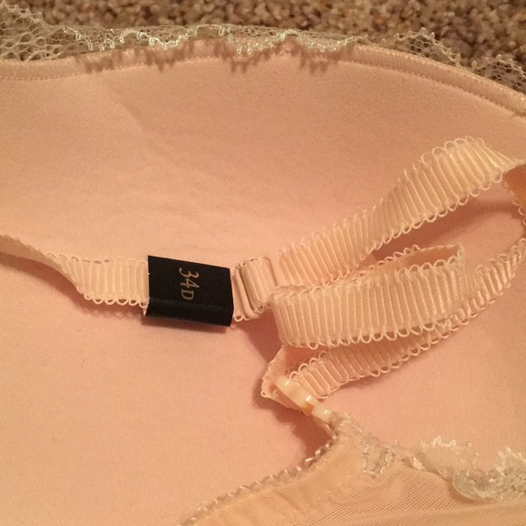 Victoria’s Secret Dream Angels Valentines Bra - Picture 5 of 5